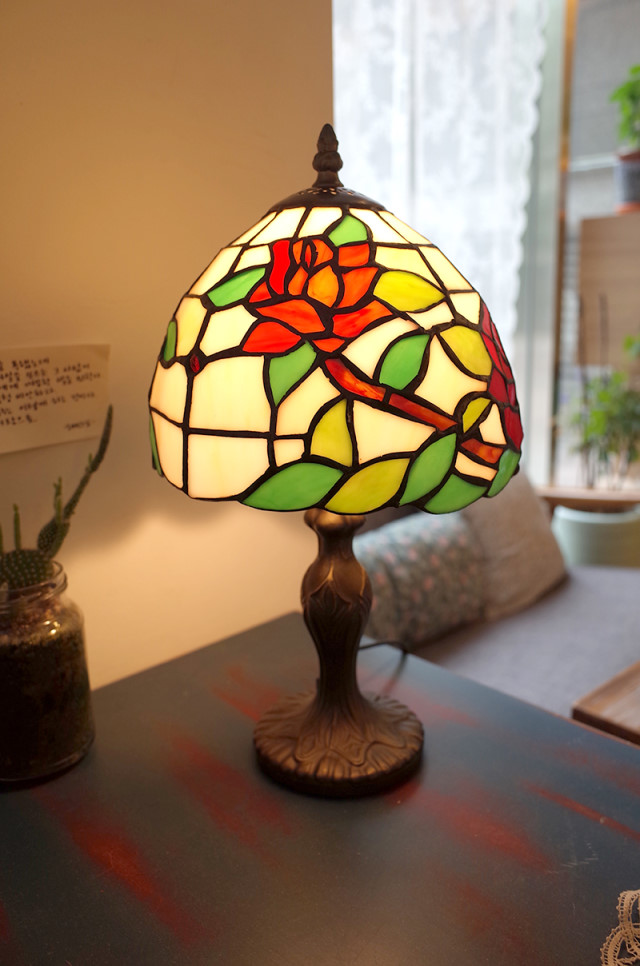 Handemade Vintage Stained Glass Stand No.26